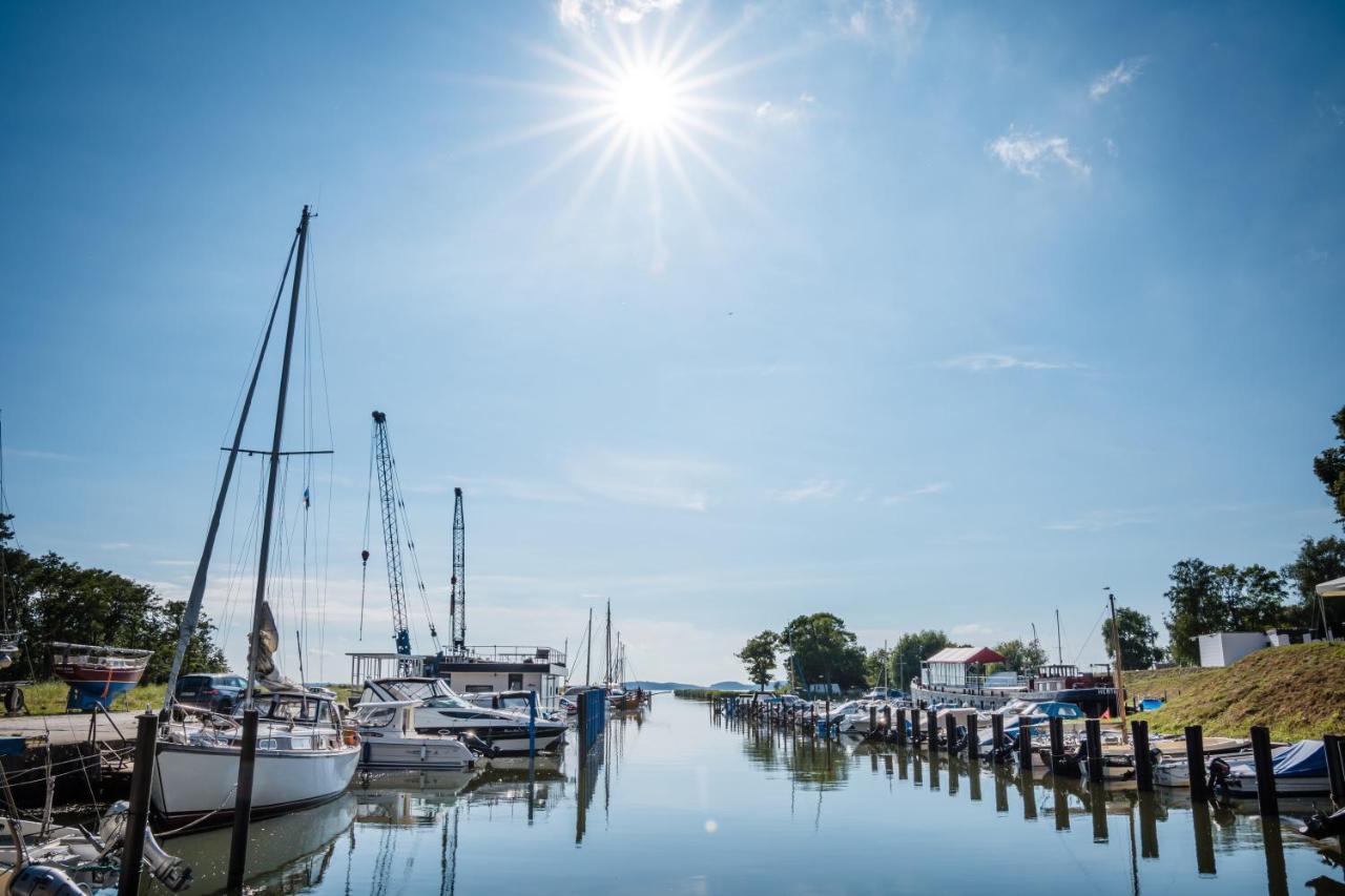 Marina Martinshafen Hotel Sassnitz Luaran gambar